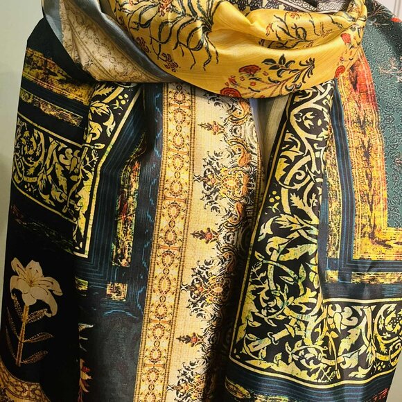 🖤 Vintage Italian Grand Scarf — Museum Quality 1990s - Picture 8 of 8